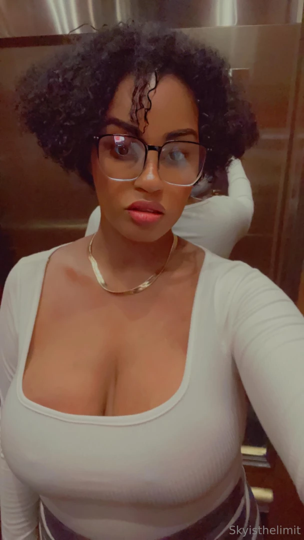 Do you like my bod and my natural hair part 2 