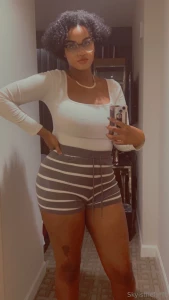 Do you like my bod and my natural hair part 1