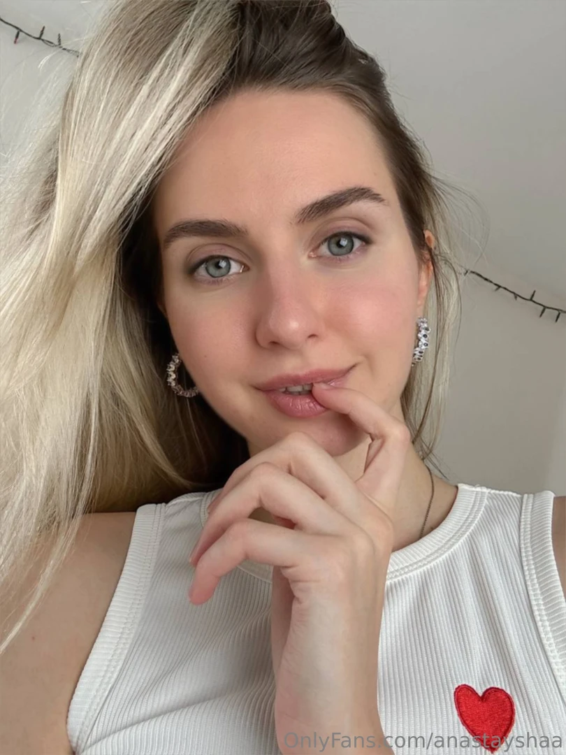 I hope my day is as bright as your smile thank you for being near even 