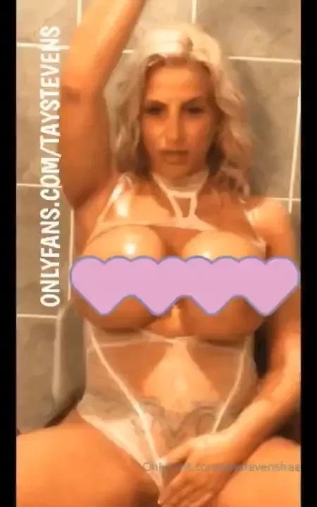 Tonight i got all oily in the shower then i masturbated to the thought 