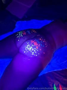 Pretty colors doing this made me cum