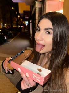 I ll make it very sexy i m wondering what taste you have