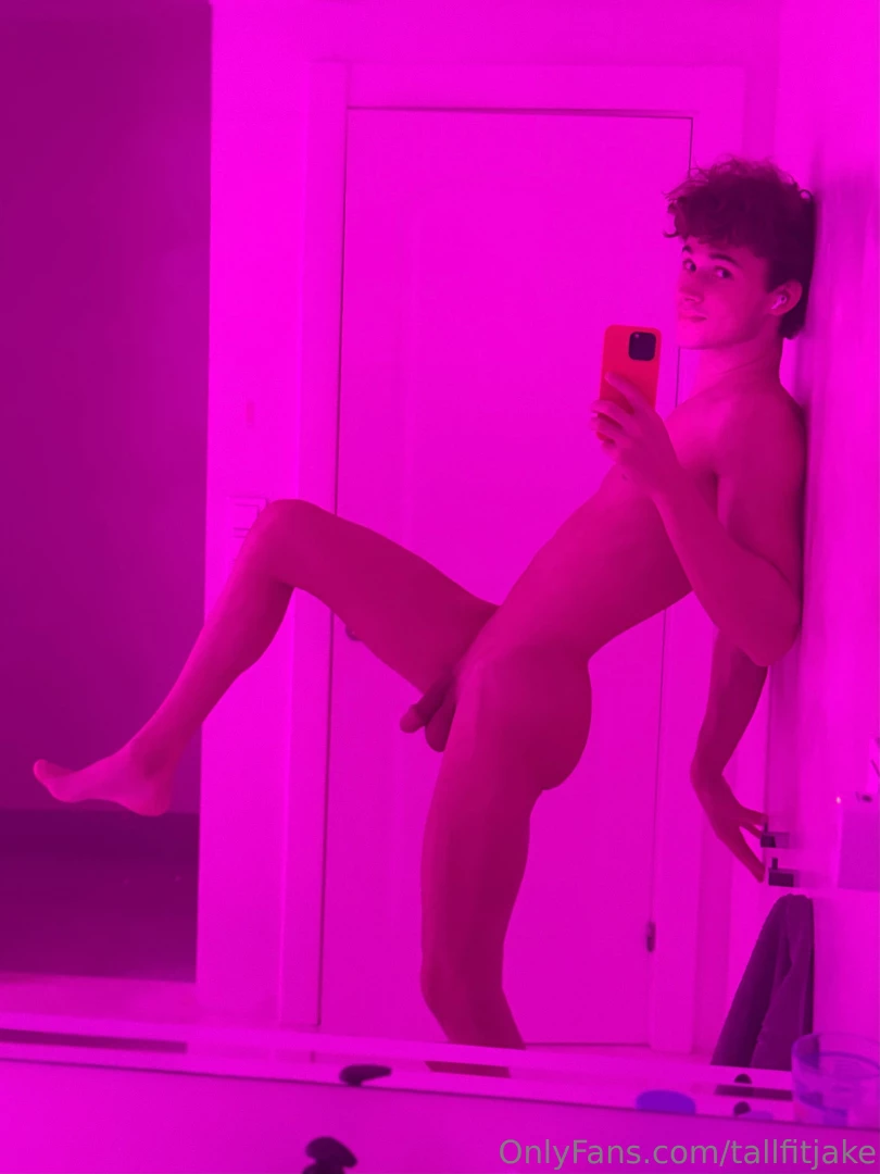 Does dimmed colorful light gives special atmosphere or just reduced 