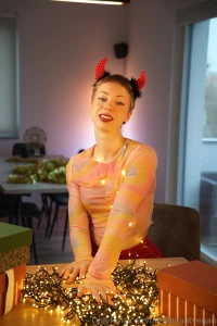 Ich hoffe ihr wart alle lieb zu den tieren und zu euren liebsten das