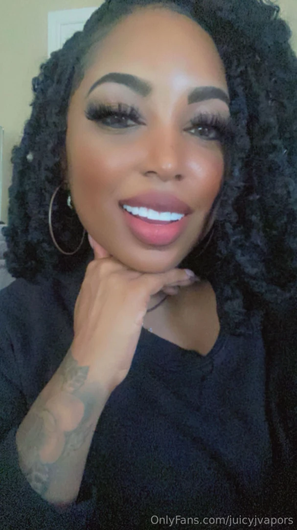 I m online this morning let s chat in the dm 