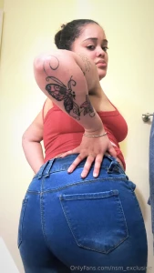 Huge bubbly farts amp big belly burps while drinking soda