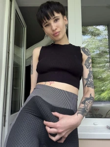 Subscribe free only now emily69dom what do u like more custom videos part 853