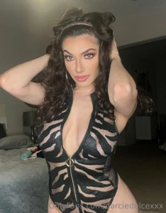 Channeling my inner wild cat