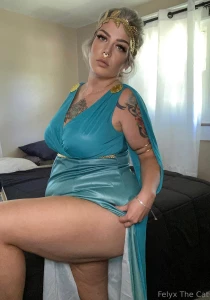 If you want to get my snap for only 10 you need to tip this post quick