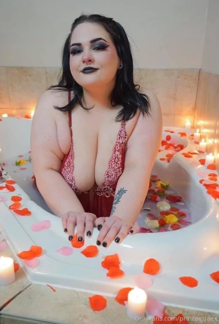 I felt like a fairy in this bath 