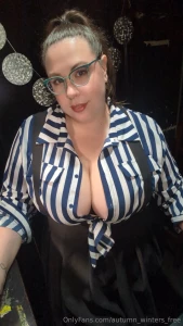 Come to my office for a very important meeting