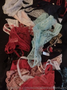 Who wants to sniff my panties a personalized gif with each pair of me part 1