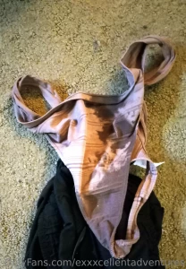 Who wants to sniff my panties a personalized gif with each pair of me part 2