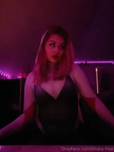 50 discount on 18tindra-premium for valentine s day