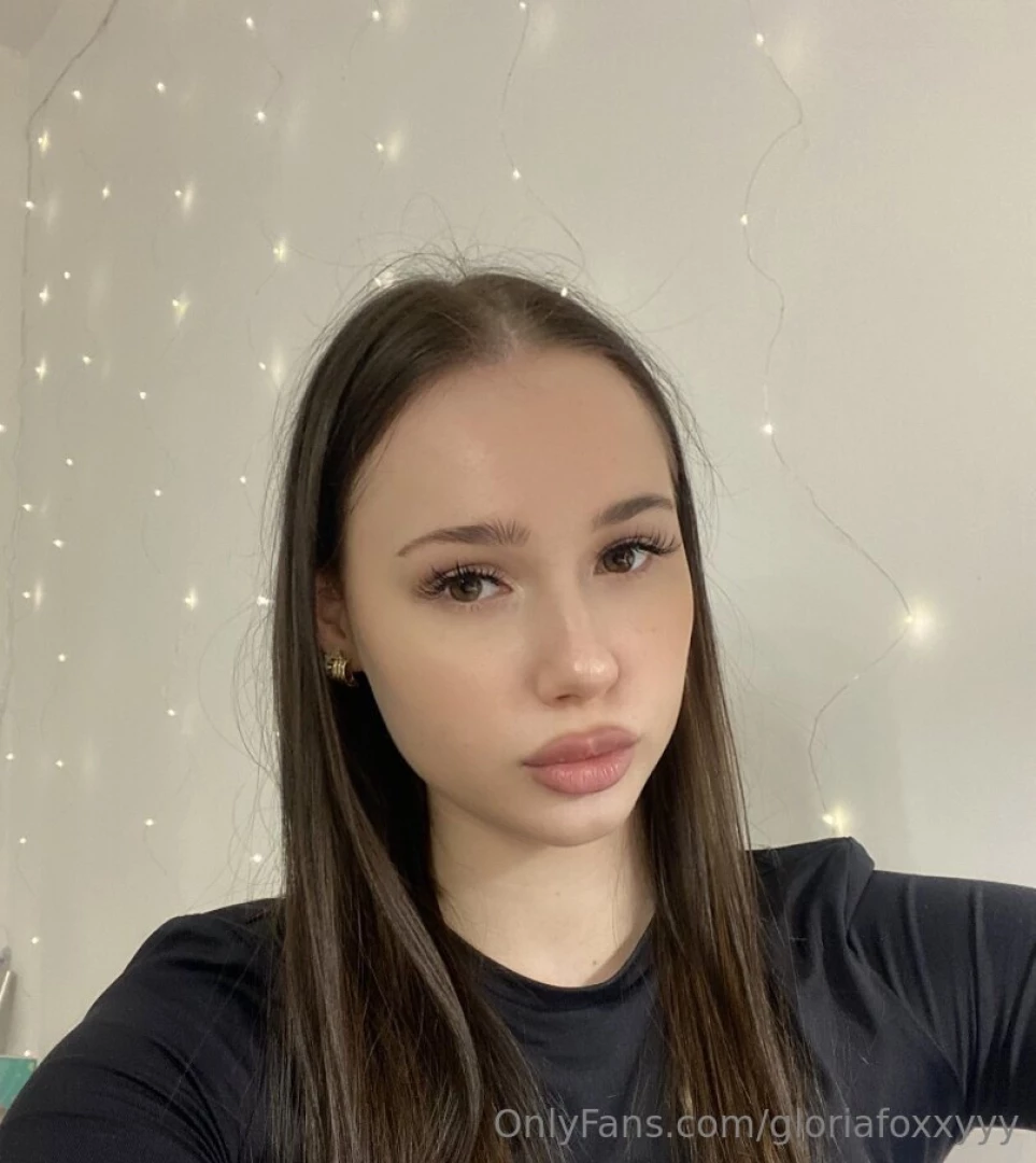 Seductive enigmatic beauty emilia_sweet1 with natural breasts and a part 67 