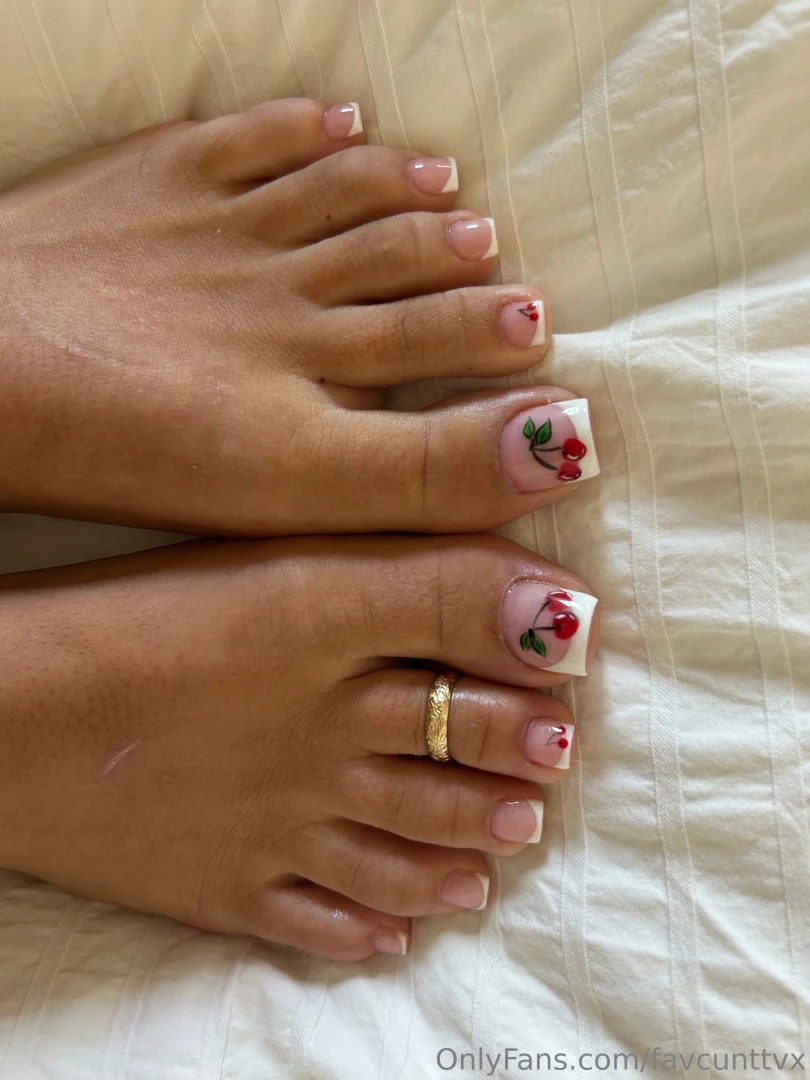 Do my feet look good enough to suck part 1 