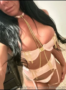 Let s get steamy babe can t wait to make you moan with pleasure