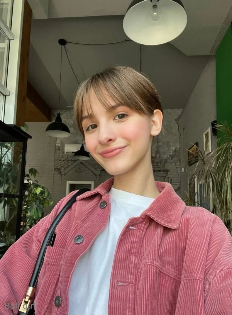 Your home girl mercy_m she is waiting for you for a deep conversation part 637 