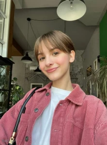 Your home girl mercy_m she is waiting for you for a deep conversation part 637