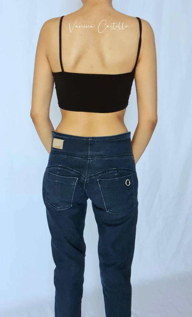 How does my jean fit on me naked on vaninacastillo 