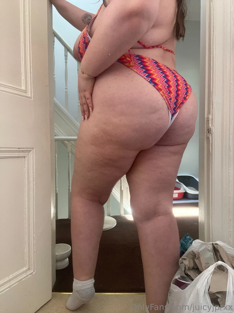 Like my juicy booty 