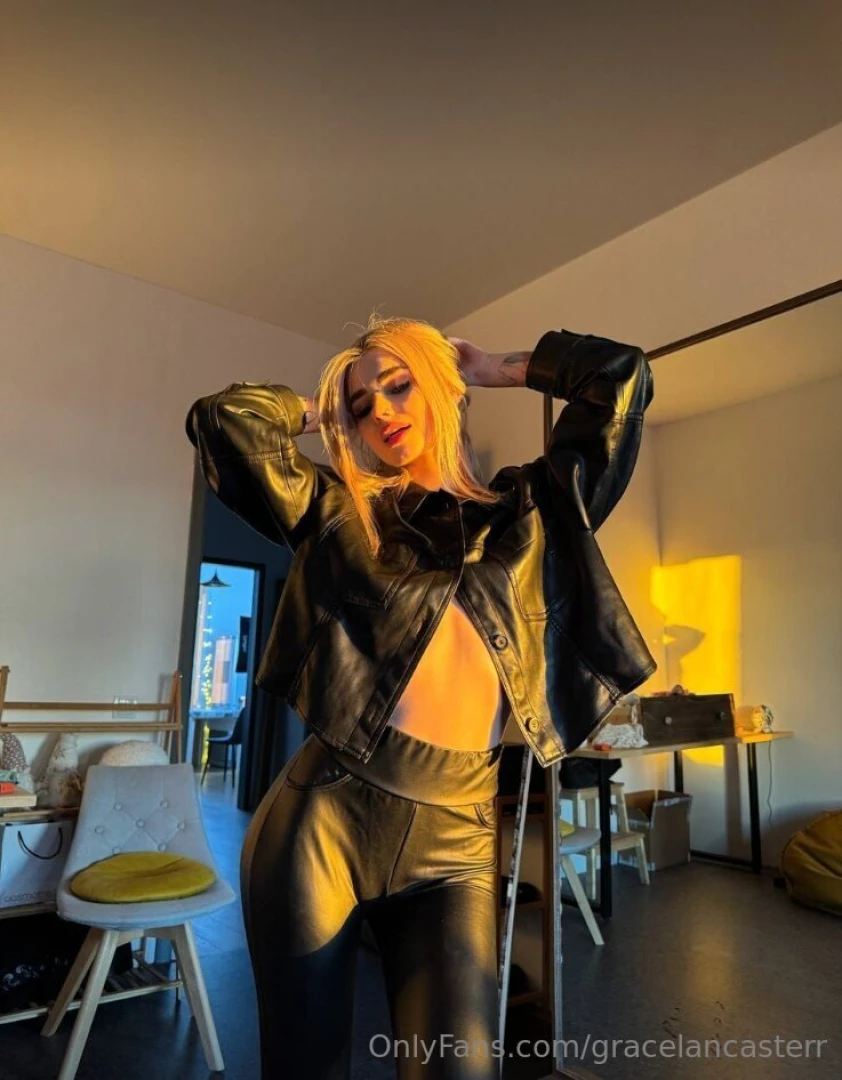 Attention test how many rays of sunshine can you see in this photo 