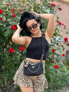 Not many people know what the number of flowers in a bouquet means you part 1