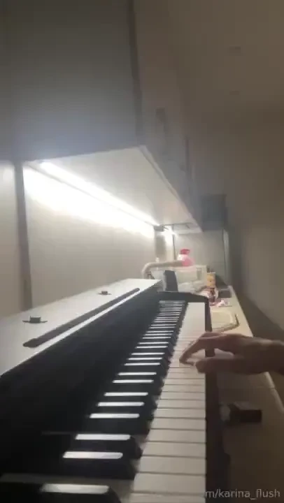 I need to get this on camera first time playing synthesizer and i part 3 