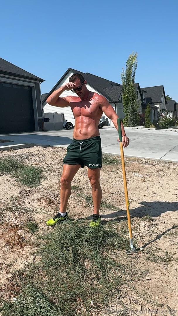 Get to know me picture just for attention 2 truths and a lie guess 