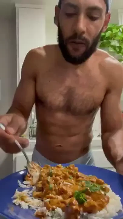 Eating dinner and getting naked randomly chicken tikka masala 