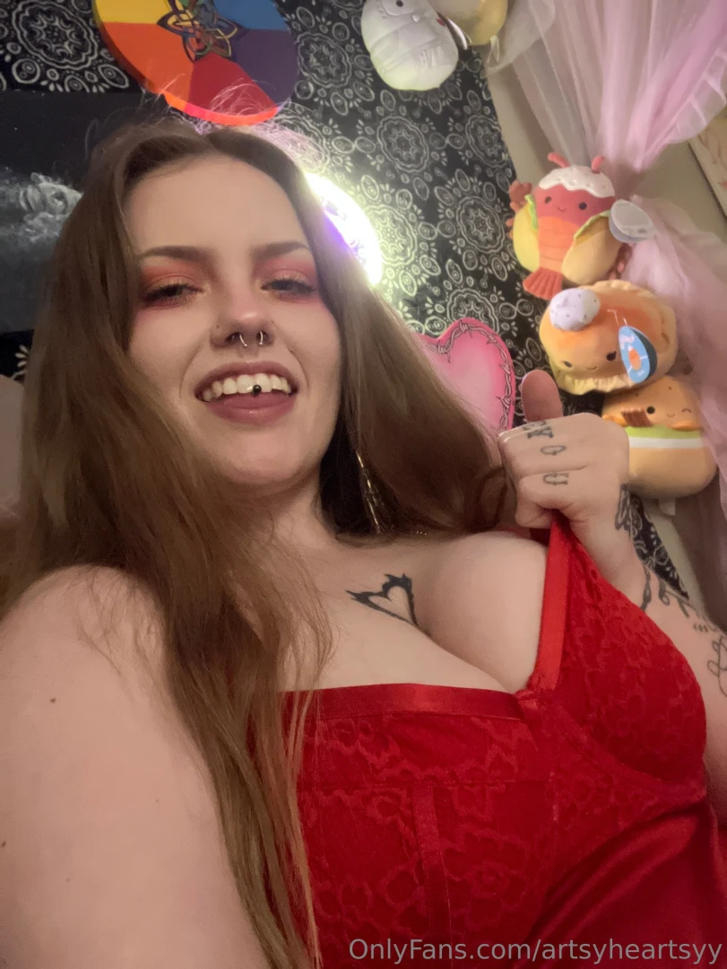 I kinda feel like sexting someone 