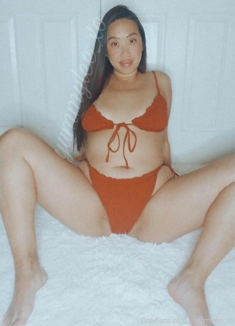 Thanksgiving got me feeling thicker than a snicker 