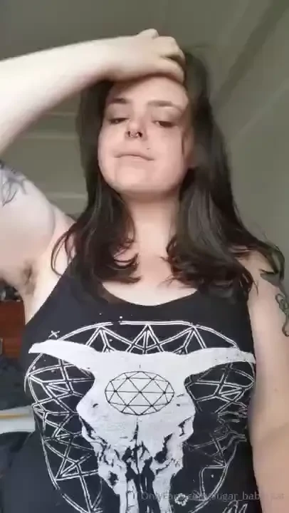 Missing my hairy pits a little bit 