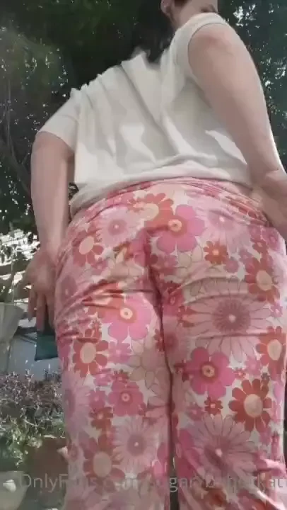 I love how soft and jiggly my body is part 1 