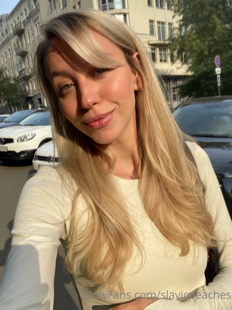 Autumn is coming - somebody needs warm hugs 