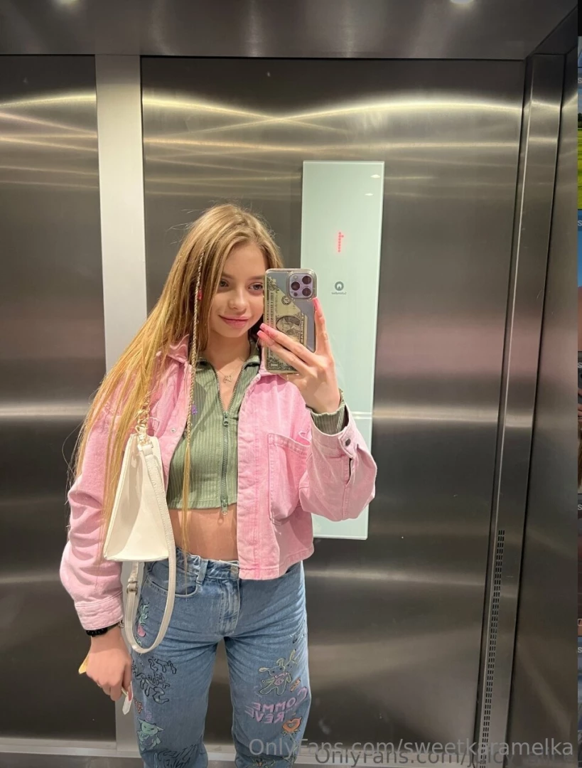 Dive into the realm of berry_maryy where exclusivity reigns cuteness part 913 