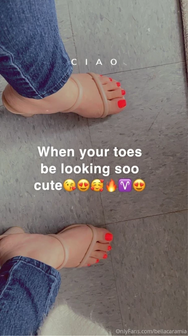 My pretty toes 