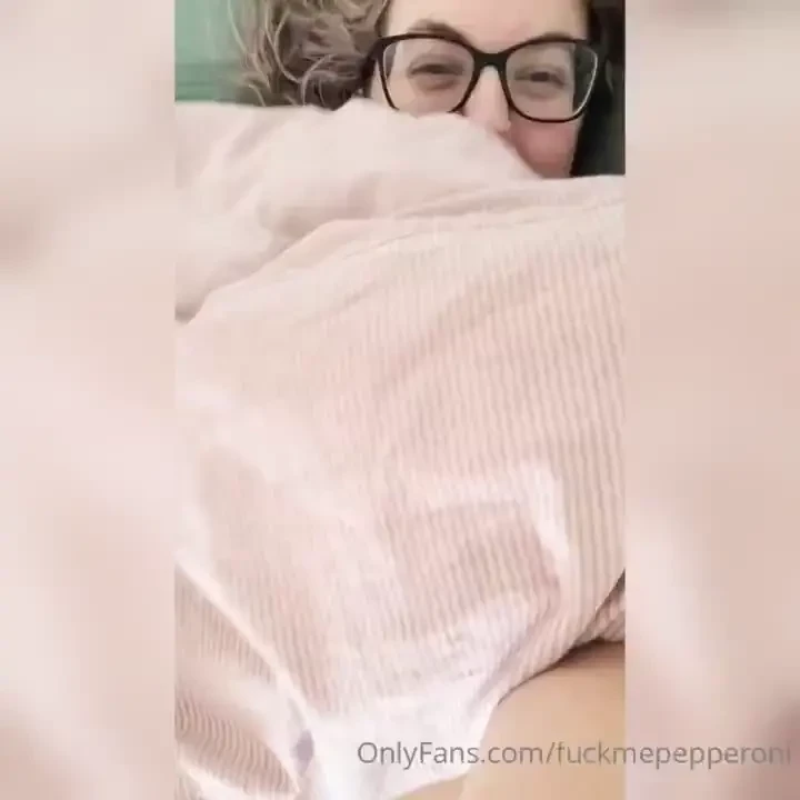 A little morning titty grab 