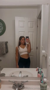 Not just a bathroom selfie it s a mood