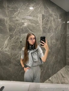 Free sub nikaredfox bella moore and wanna be your personal cumslut ads part 2