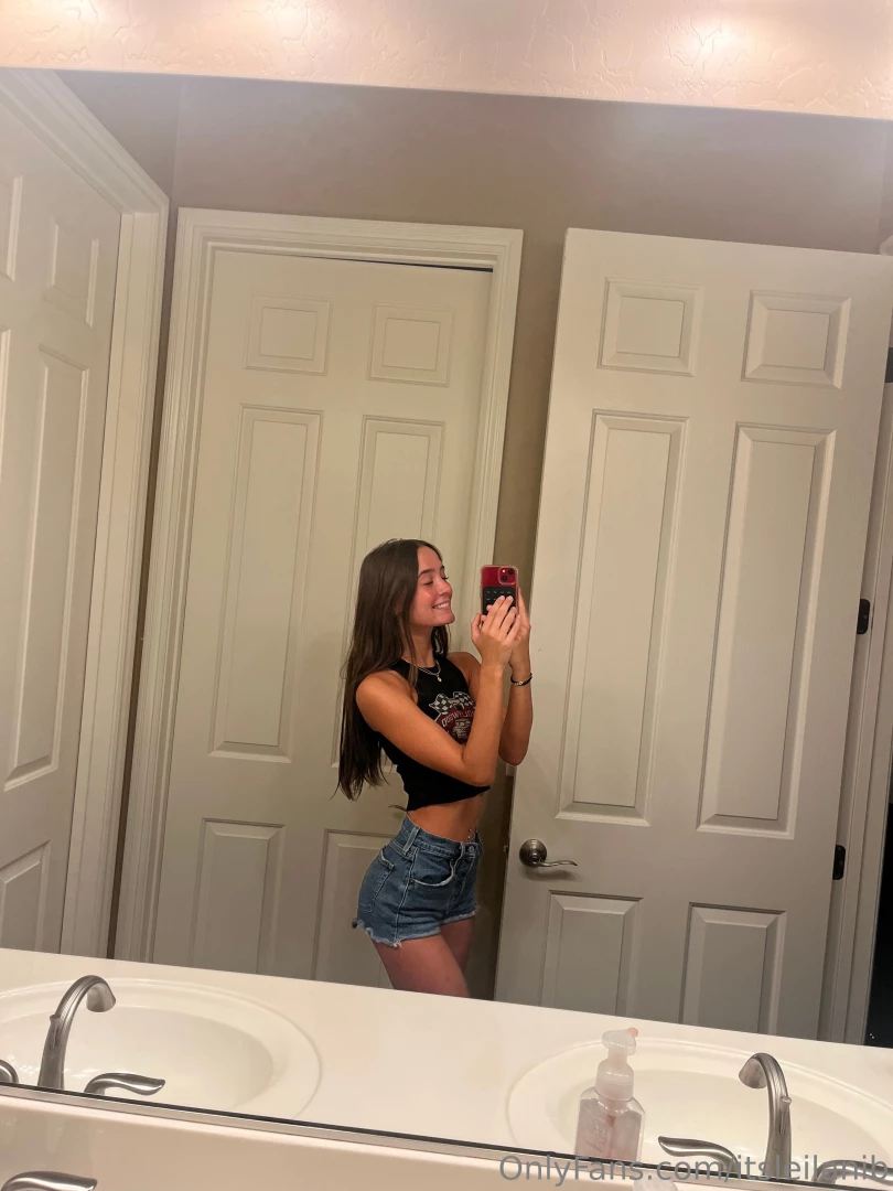 Just me my mirror and a whole lotta cute 