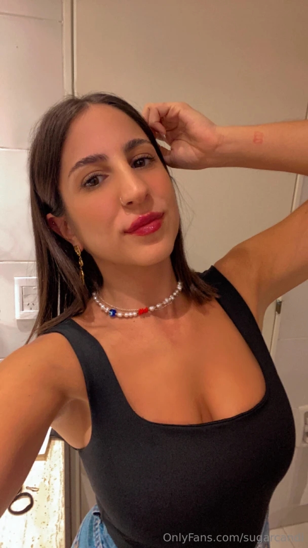 I d love to show you what style sexy body language and true passion is 