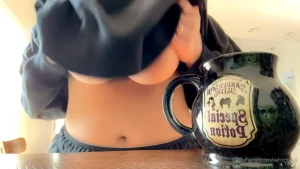 Good morningggg how do you like your coffee