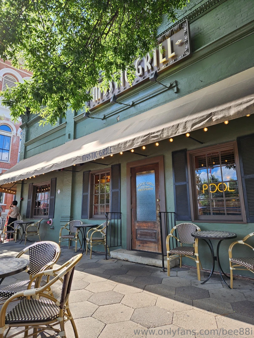 Ate at the mystic grill from the vampire diaries today not my first part 1 