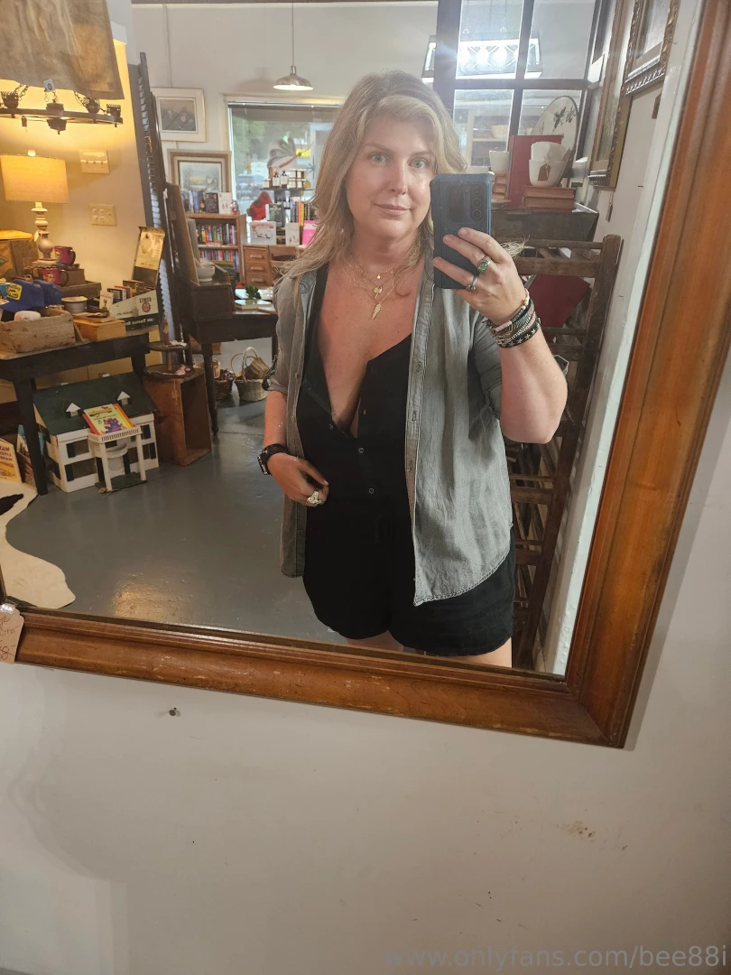 Dressed up a bit yesterday yall might complain about workday posts but part 1 