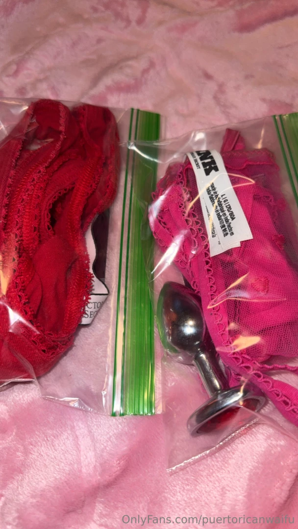 Get some goodies from me 