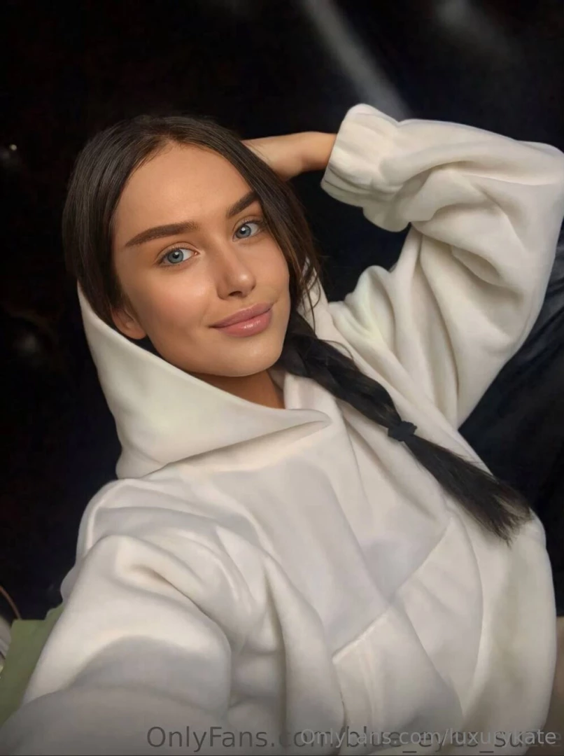 Blue_eyes_suzie this charming girl has a juicy ass and strong breasts part 19 