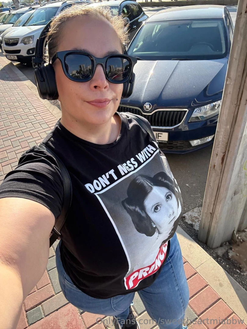 May the 4th be with you happy sunday guys hope you guys have an 