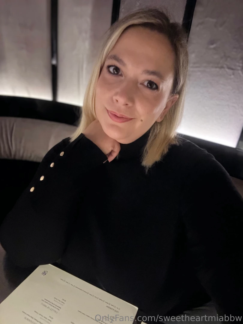 A sunday with me in bed or a saturday night out at dinner which one 