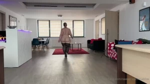 Fast walking jumping jacks and twerk